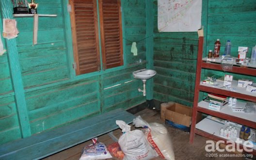 Clinic in Matsés village. The Matsés use both traditional healing and Western medicine, but supplying and running remote clinics is difficult. Photo courtesy of Acaté.